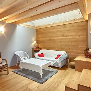 La Maison Des Coeurs Homestay Attignat-Oncin